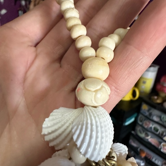 Shell decor  Must bundle! 3 for $10 or 4 for $15 etc - Picture 5 of 8